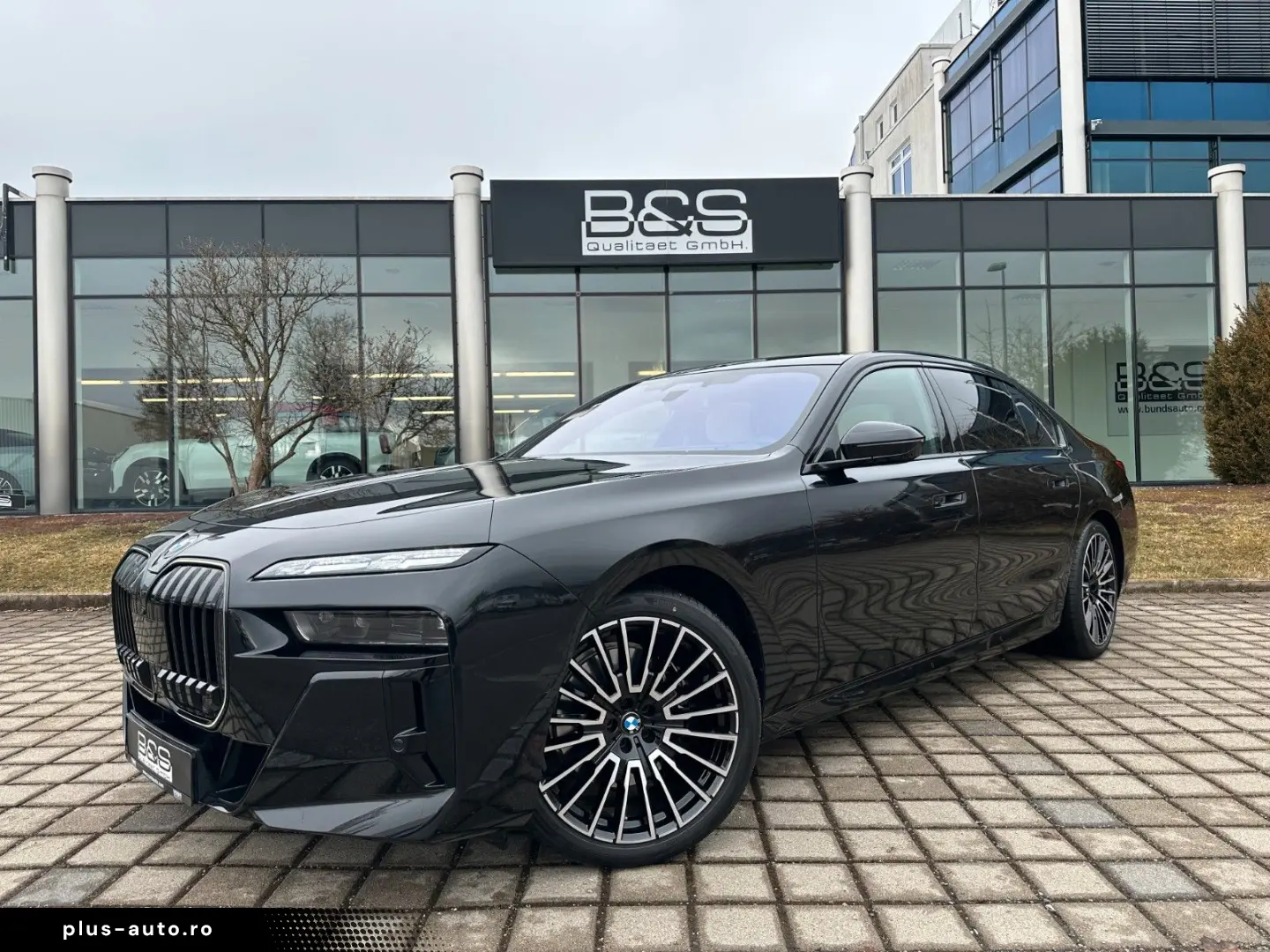 BMW 740d xDrive M Sport TV Aut.Tür SkyL B&W Luft