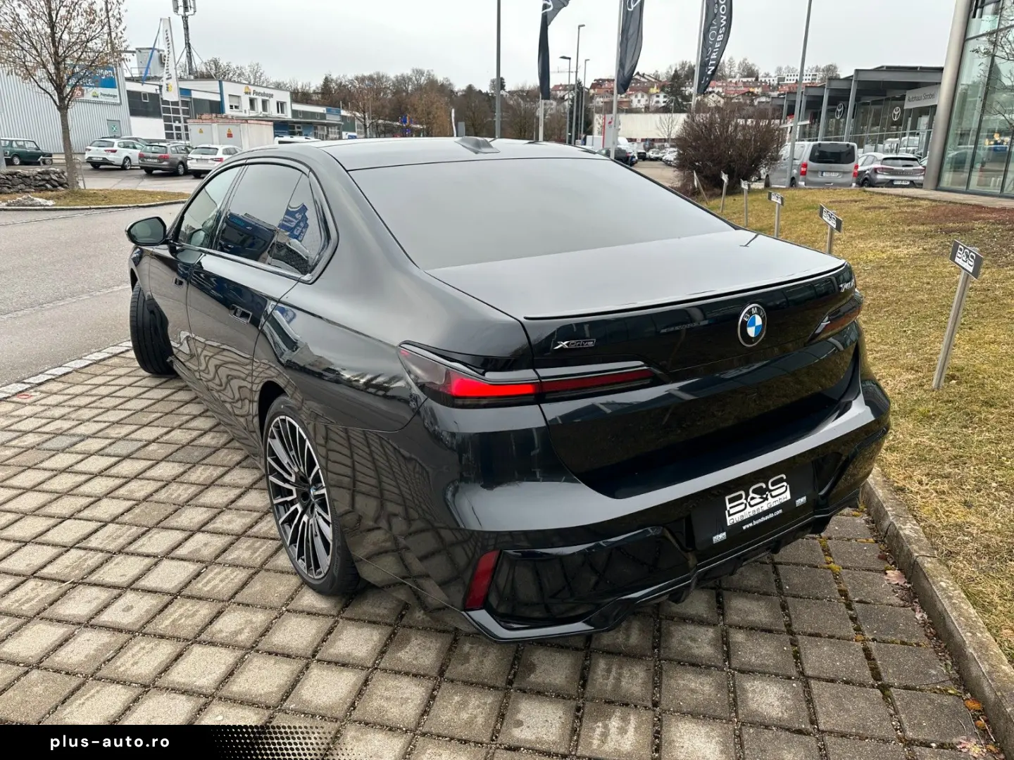 BMW 740d xDrive M Sport TV Aut.Tür SkyL B&W Luft