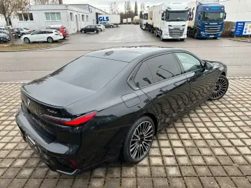 BMW 740d xDrive M Sport TV Aut.Tür SkyL B&W Luft