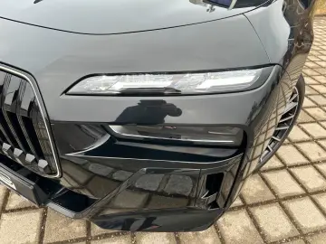 BMW 740d xDrive M Sport TV Aut.Tür SkyL B&W Luft
