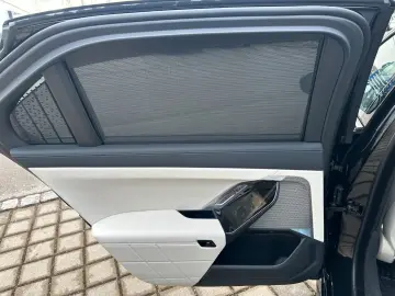 BMW 740d xDrive M Sport TV Aut.Tür SkyL B&W Luft