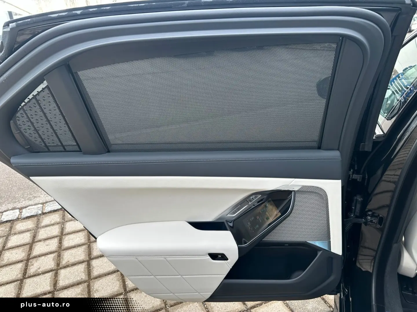 BMW 740d xDrive M Sport TV Aut.Tür SkyL B&W Luft