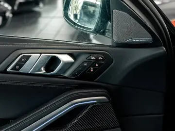 BMW X640d M Sport Memo Pano Carbon HK HUD