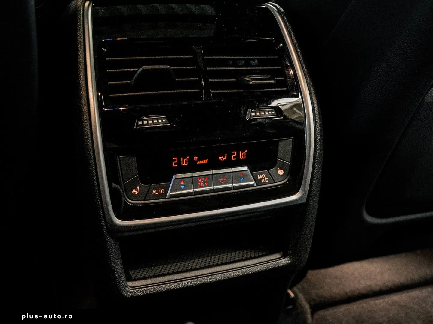 BMW X640d M Sport Memo Pano Carbon HK HUD