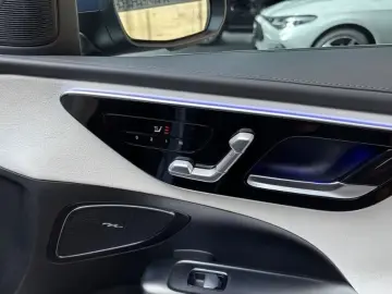 Mercedes-Benz C 200d AMG 360' Pano Distronic