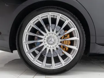 Mercedes-Benz S 63 AMG E Performance AMG Speedshift MCT 9G