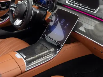 Mercedes-Benz S 63 AMG E Performance AMG Speedshift MCT 9G