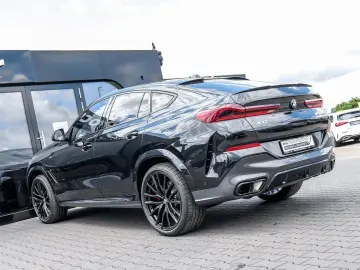 BMW X6 xDrive30d M Sport HUD PANO ACC AHK 360 KAM