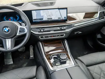 BMW X6 xDrive30d M Sport HUD PANO ACC AHK 360 KAM