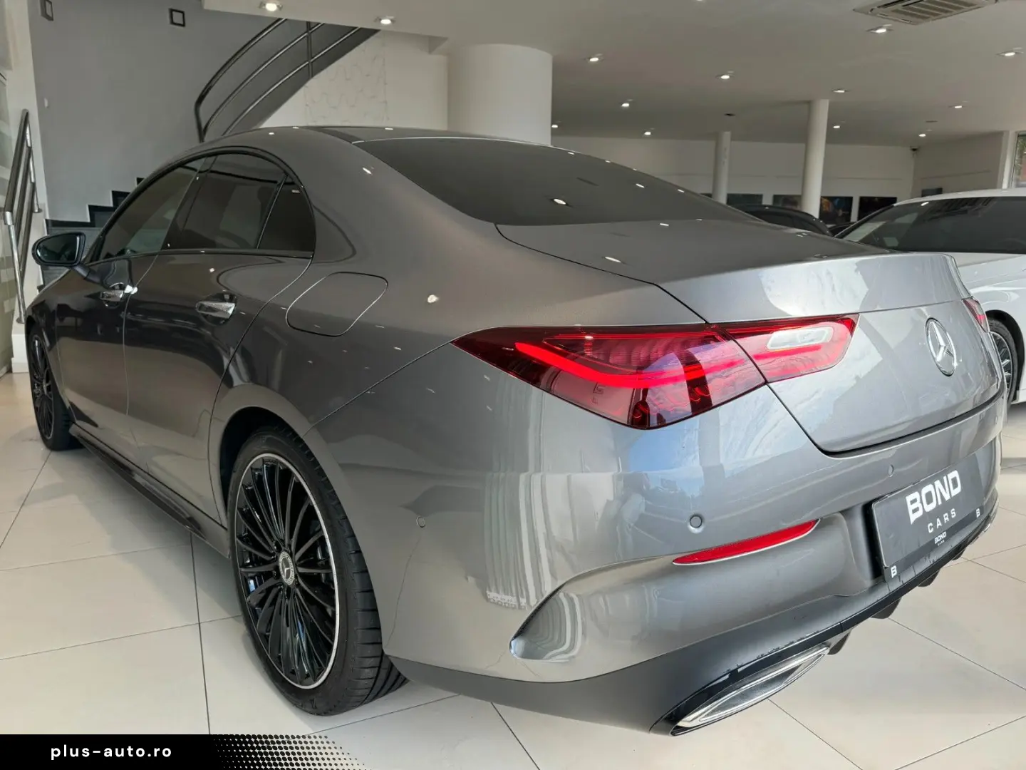 MERCEDES-BENZ CLA 200 d AMG PANO 360 TOP