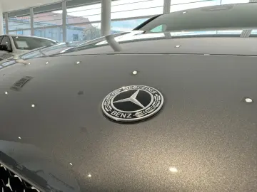 MERCEDES-BENZ CLA 200 d AMG PANO 360 TOP