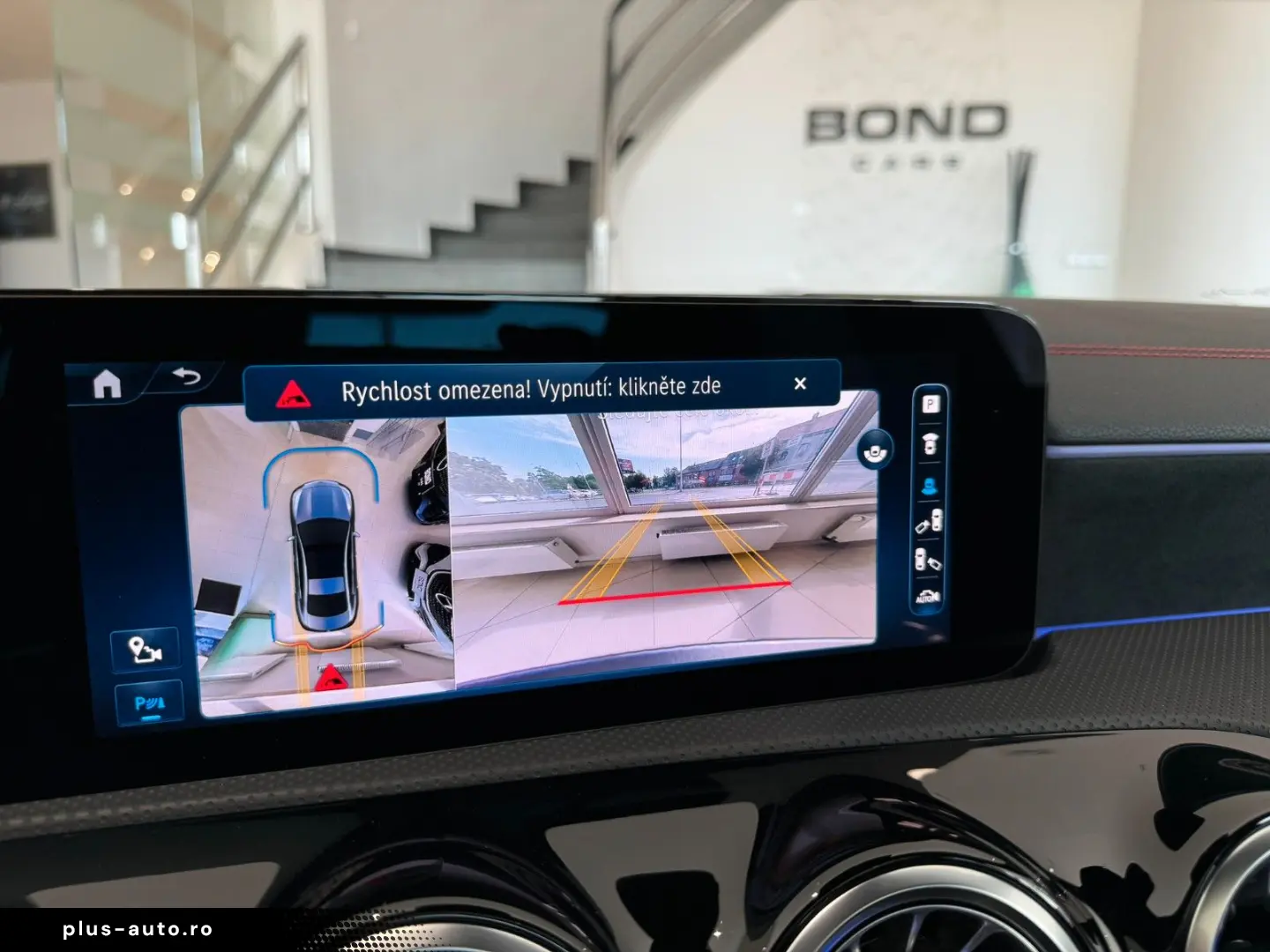 MERCEDES-BENZ CLA 200 d AMG PANO 360 TOP