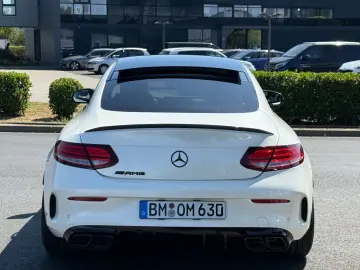 MERCEDES-BENZ C 63 Coupé AMG Pano