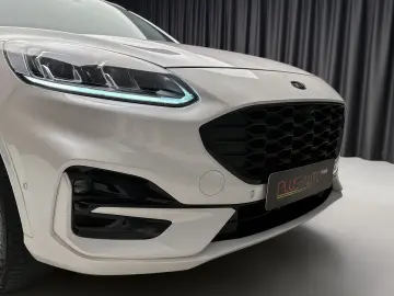 Ford Kuga ST Line