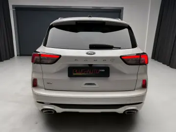 Ford Kuga ST Line