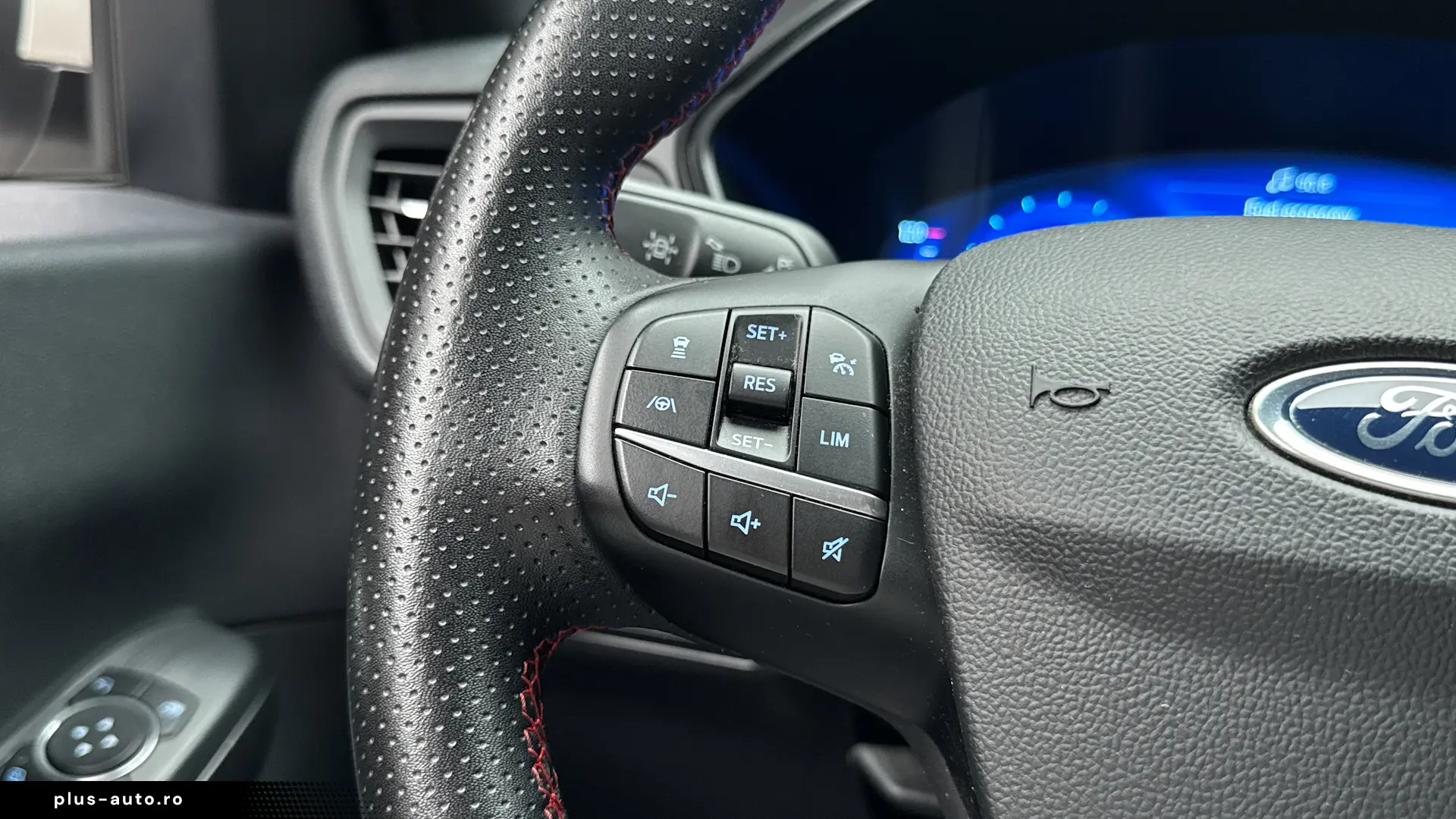 Ford Kuga ST Line