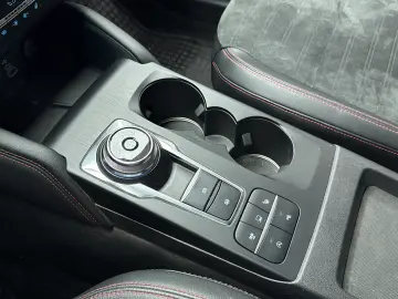 Ford Kuga ST Line