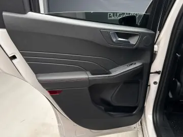 Ford Kuga ST Line