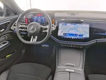 MERCEDES-BENZ E 450 d AMG Prem Night Super Pano Burm…