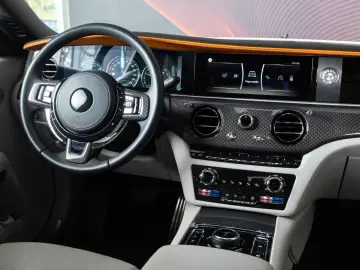 ROLLS ROYCE Ghost Black Badge