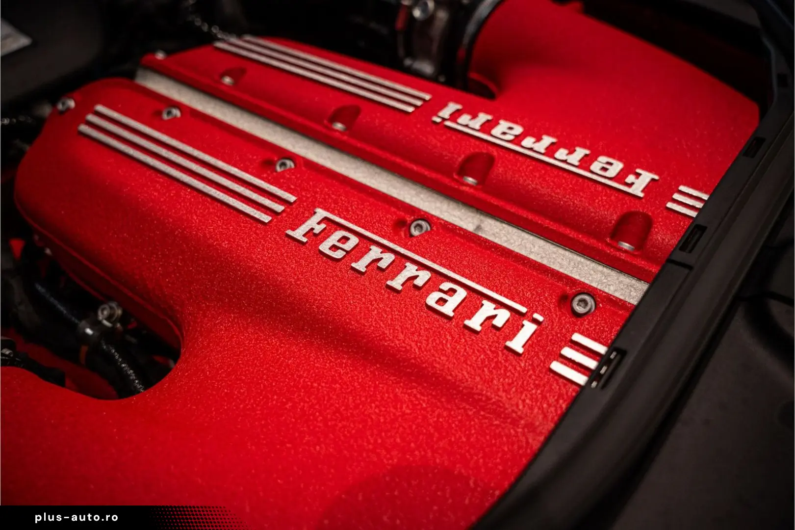FERRARI 12 Cilindri 6.5 V12 - Rosso Imola   Lift   Carbo
