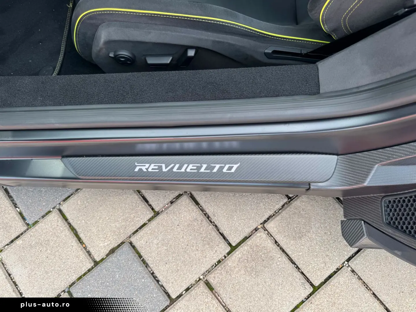 LAMBORGHINI Revuelto Grigio Keres MY26 Matt PPF  Full Carbon