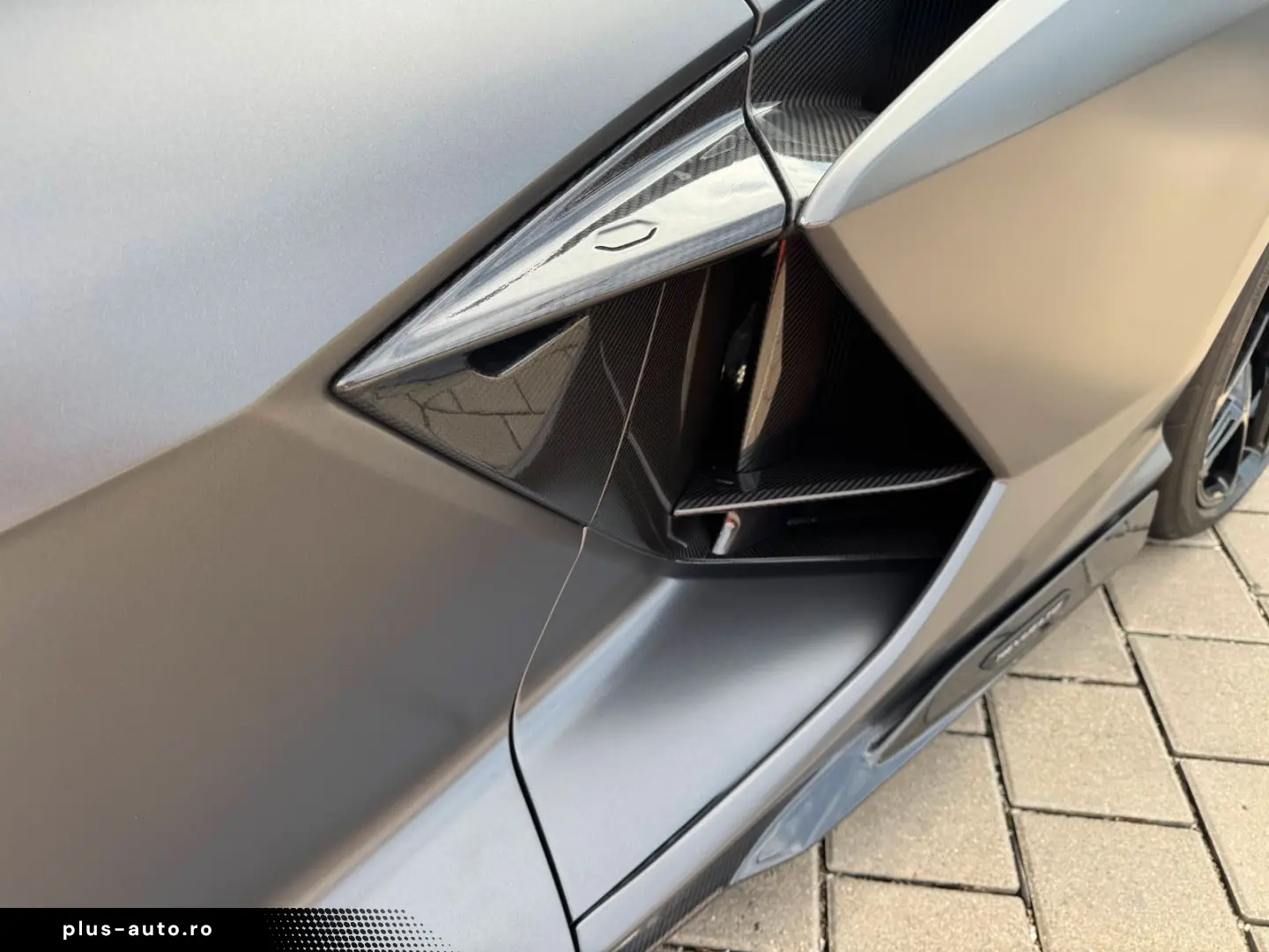 LAMBORGHINI Revuelto Grigio Keres MY26 Matt PPF  Full Carbon