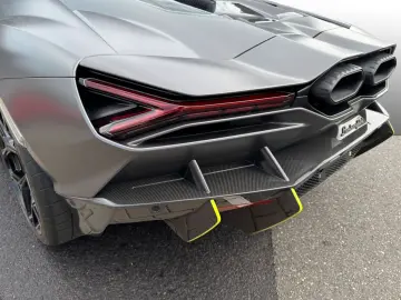 LAMBORGHINI Revuelto Grigio Keres MY26 Matt PPF  Full Carbon