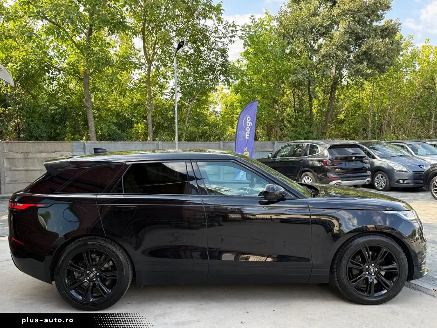 Land-Rover Range-Rover-Velar