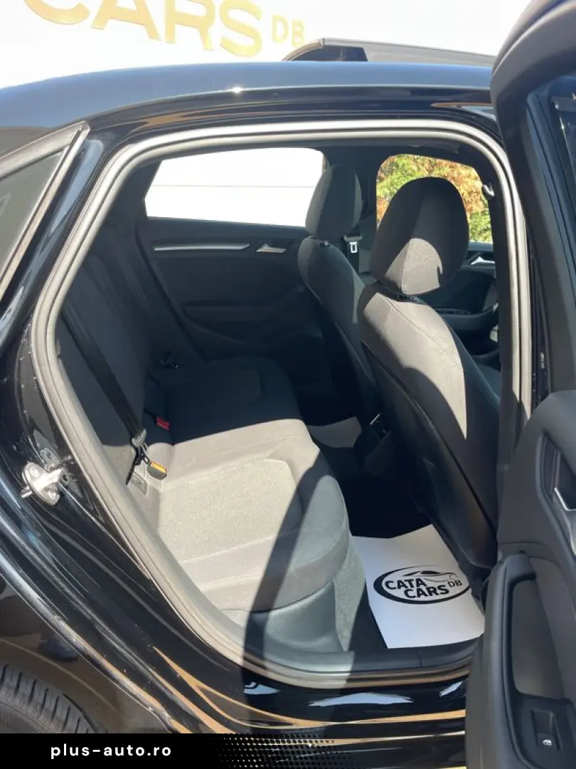 Audi A3  2.0TDI  150CP  BI-Xenon  Panoramic  Scaune încălzit