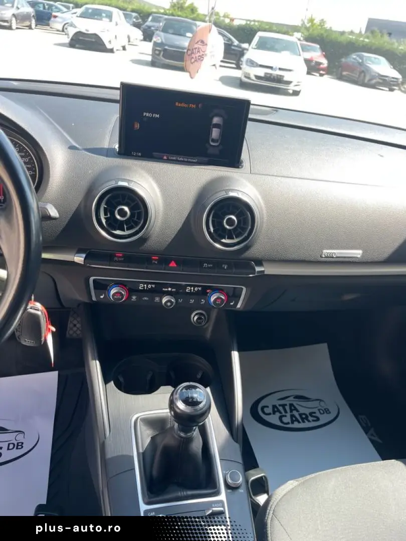 Audi A3  2.0TDI  150CP  BI-Xenon  Panoramic  Scaune încălzit