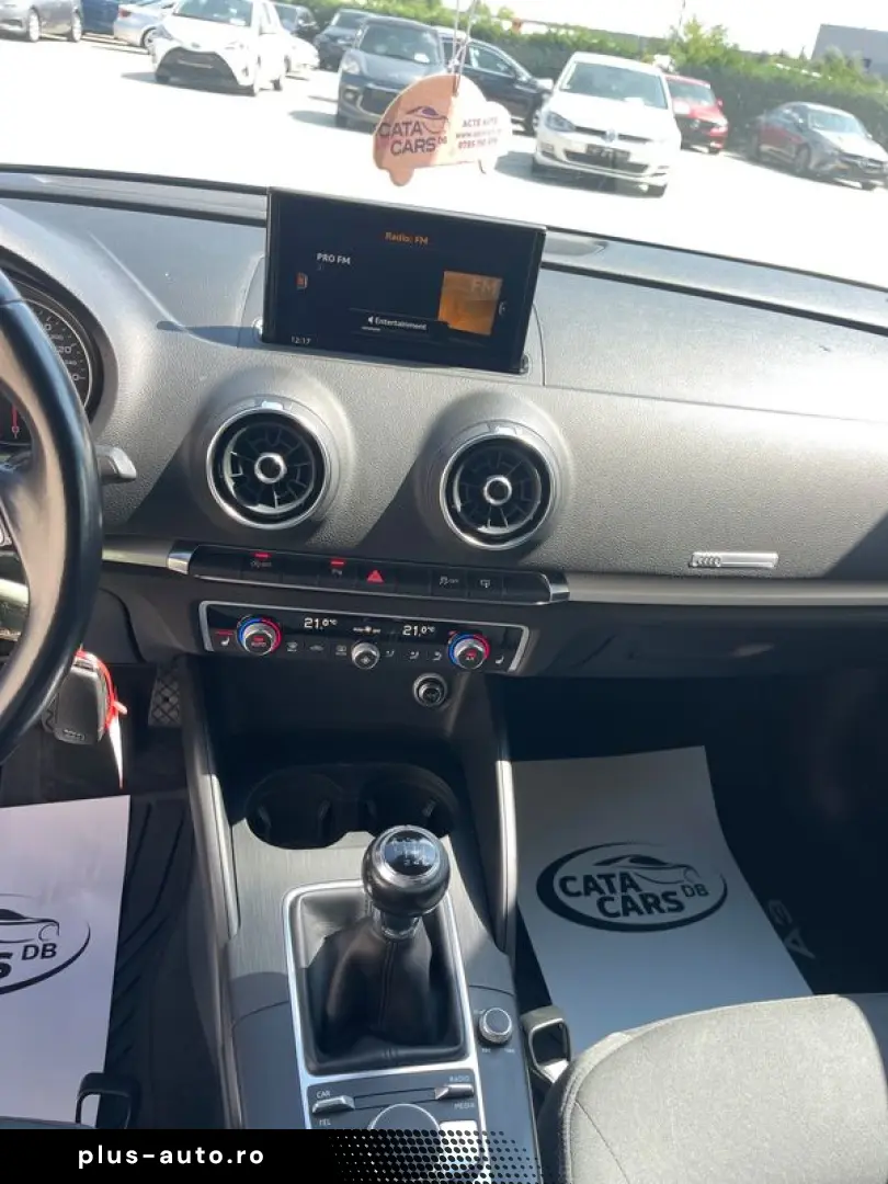 Audi A3  2.0TDI  150CP  BI-Xenon  Panoramic  Scaune încălzit