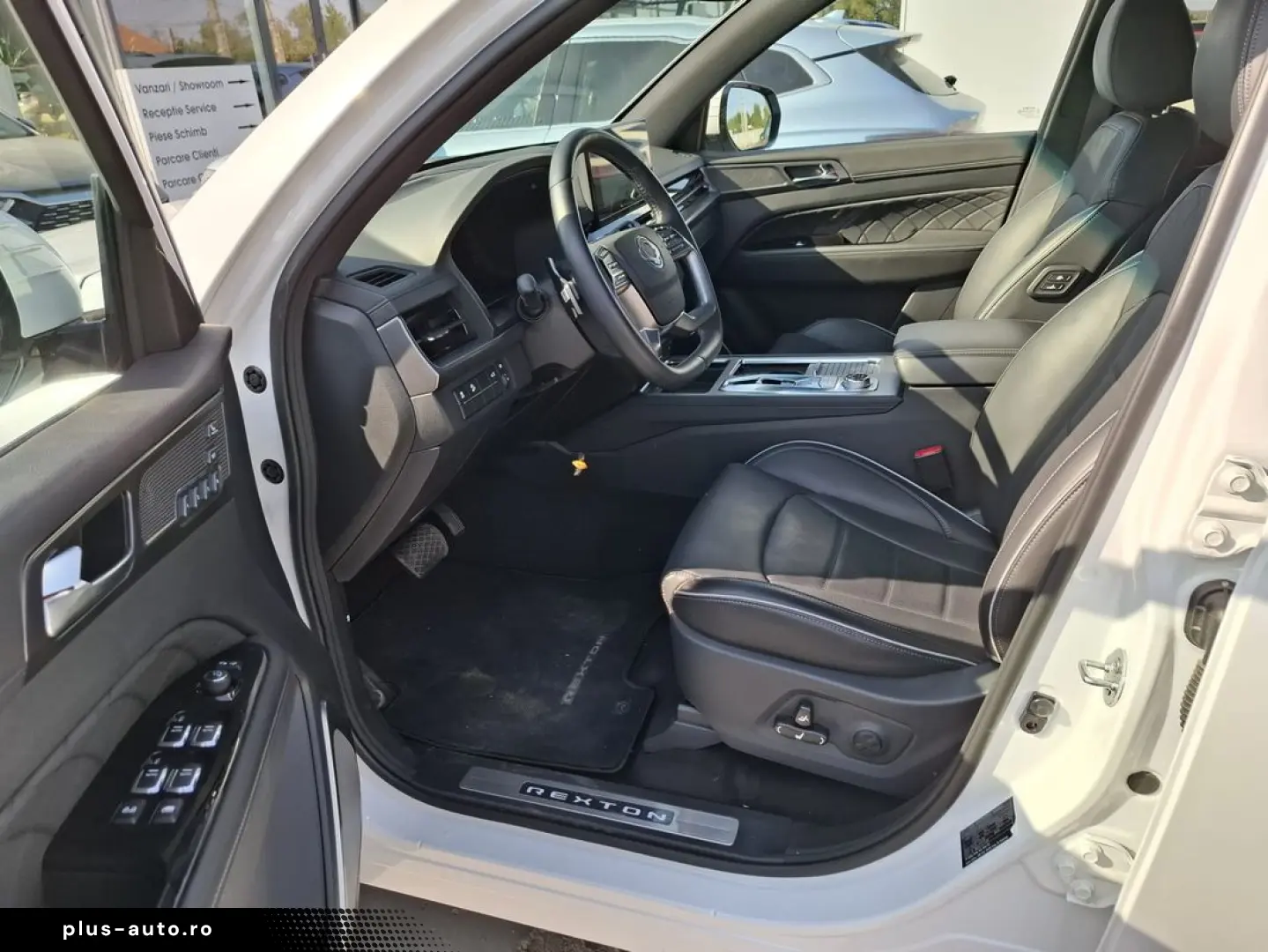 Kg-Mobility Rexton