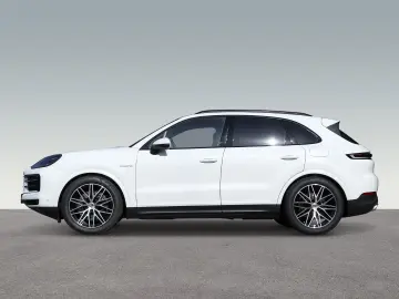 PORSCHE Cayenne E-Hybrid InnoDrive Head-Up soft close  Bose