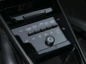 PORSCHE Cayenne E-Hybrid InnoDrive Head-Up soft close  Bose