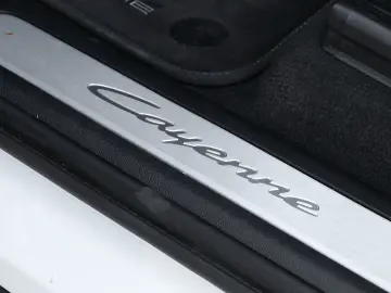 PORSCHE Cayenne E-Hybrid InnoDrive Head-Up soft close  Bose