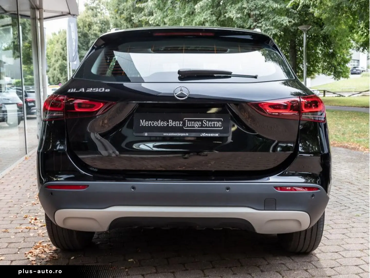 MERCEDES-BENZ GLA 250e