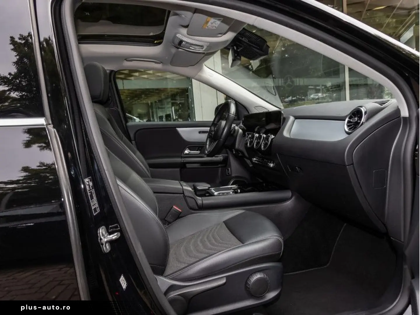 MERCEDES-BENZ GLA 250e
