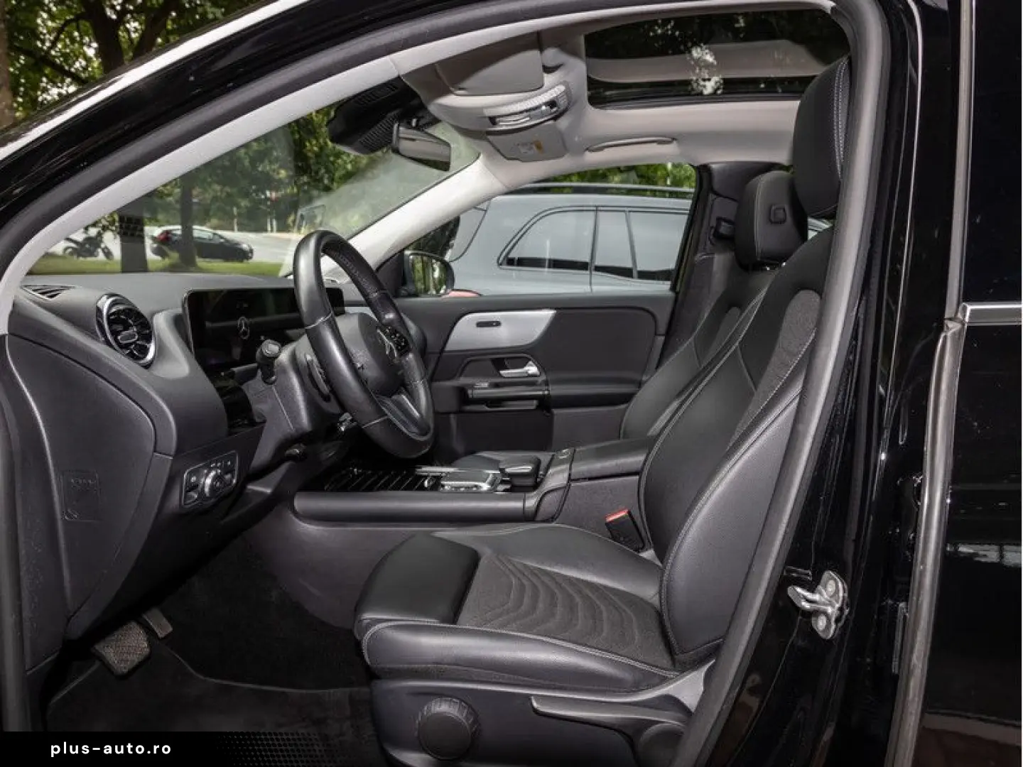 MERCEDES-BENZ GLA 250e