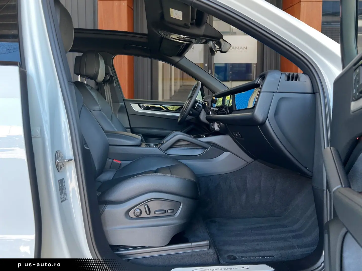 PORSCHE Cayenne S V8 OFFROAD Paket · Panor. · Standheiz.