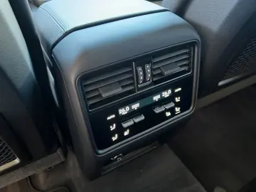 PORSCHE Cayenne S V8 OFFROAD Paket · Panor. · Standheiz.