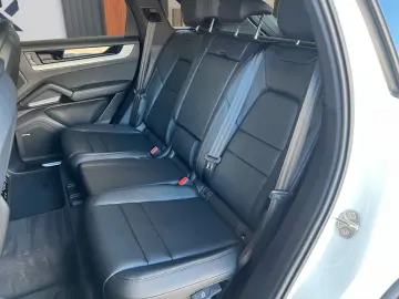 PORSCHE Cayenne S V8 OFFROAD Paket · Panor. · Standheiz.