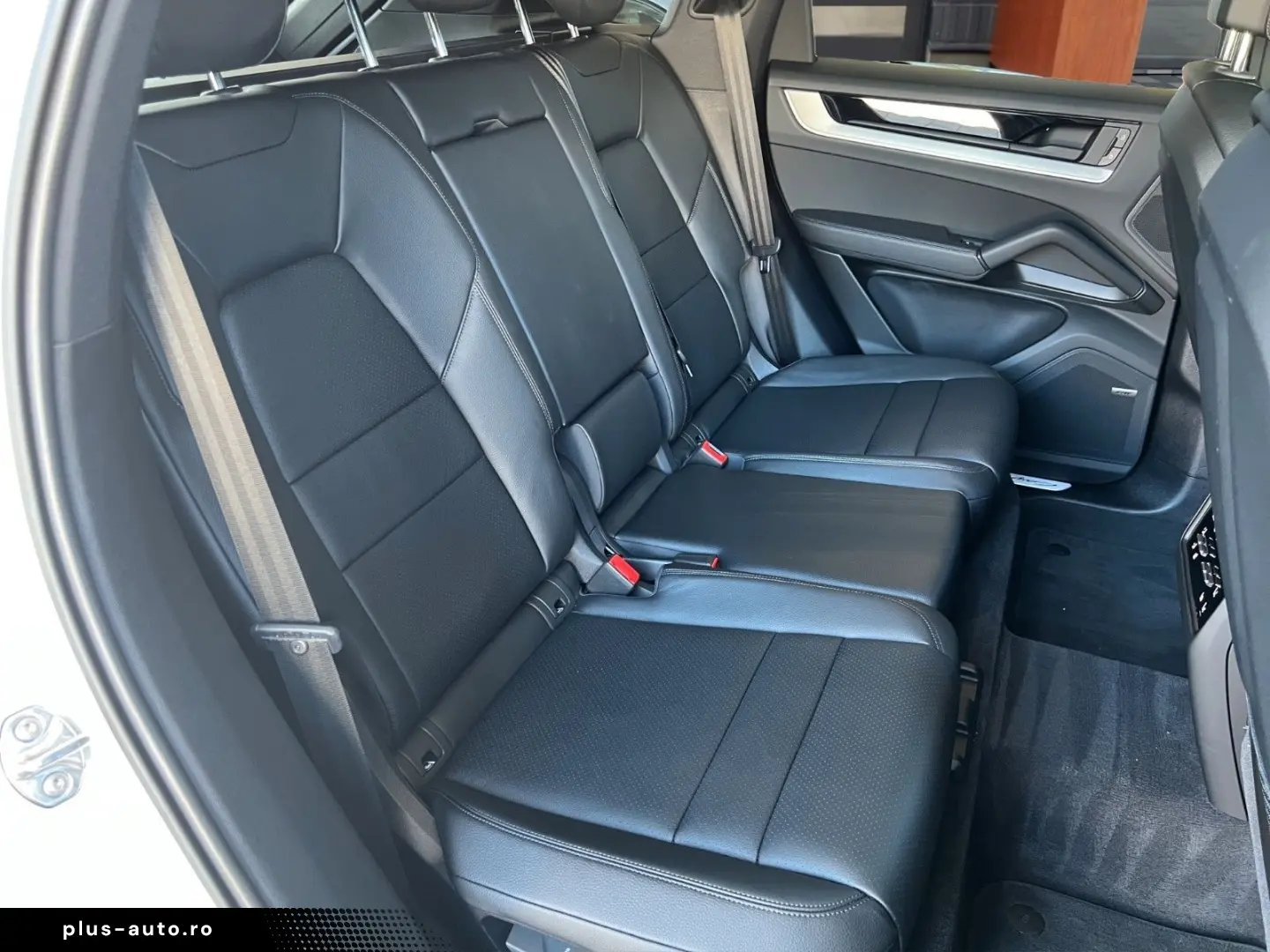 PORSCHE Cayenne S V8 OFFROAD Paket · Panor. · Standheiz.