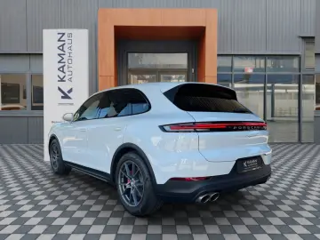 PORSCHE Cayenne S V8 OFFROAD Paket · Panor. · Standheiz.