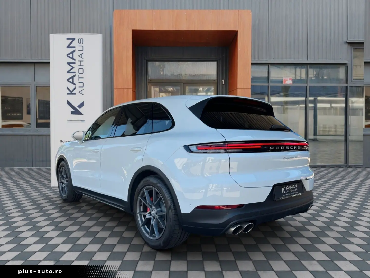 PORSCHE Cayenne S V8 OFFROAD Paket · Panor. · Standheiz.