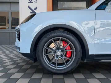 PORSCHE Cayenne S V8 OFFROAD Paket · Panor. · Standheiz.