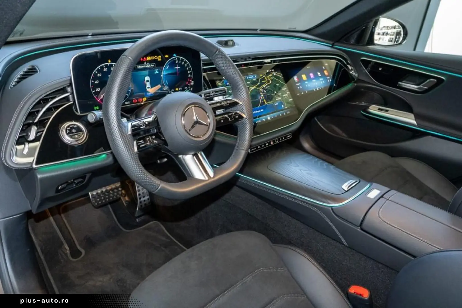 MERCEDES-BENZ E 300 e  AMG Night SUPERSCREEN Distronic LED