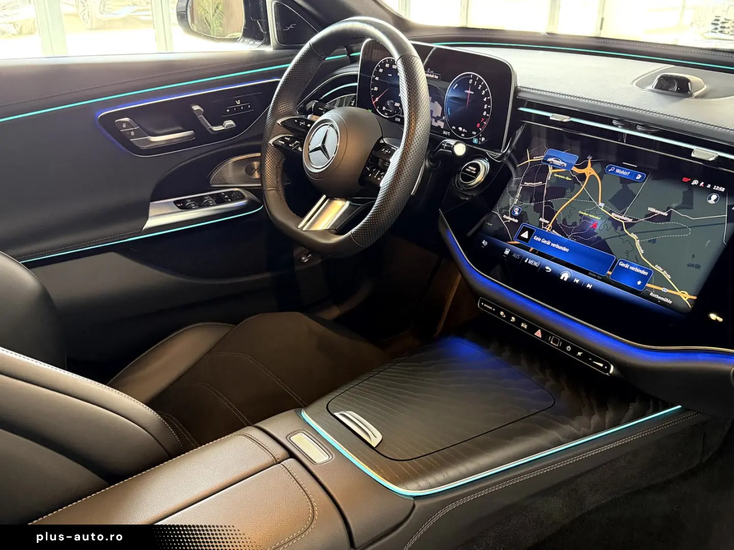 MERCEDES-BENZ E 300 e AMG  Superscreen 4DBurmester Night