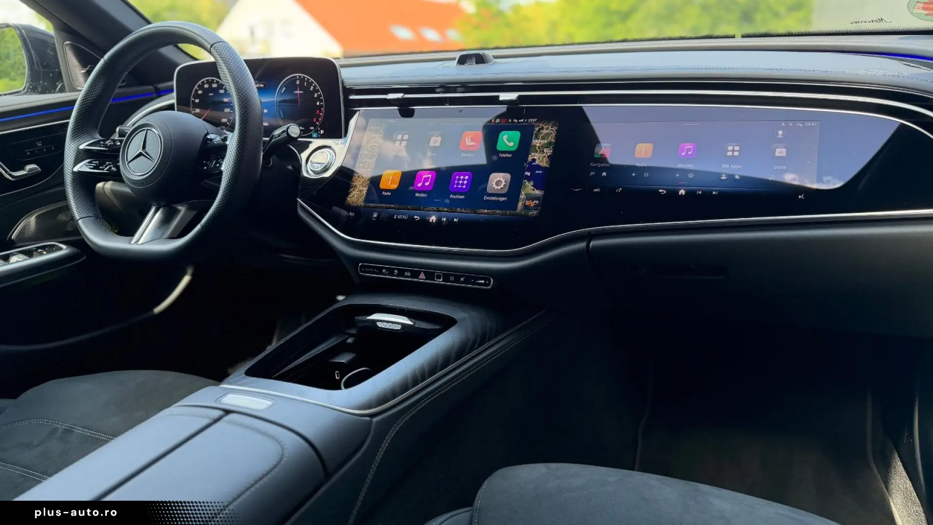 MERCEDES-BENZ E 300 de AMG Premium Superscreen Night Burm