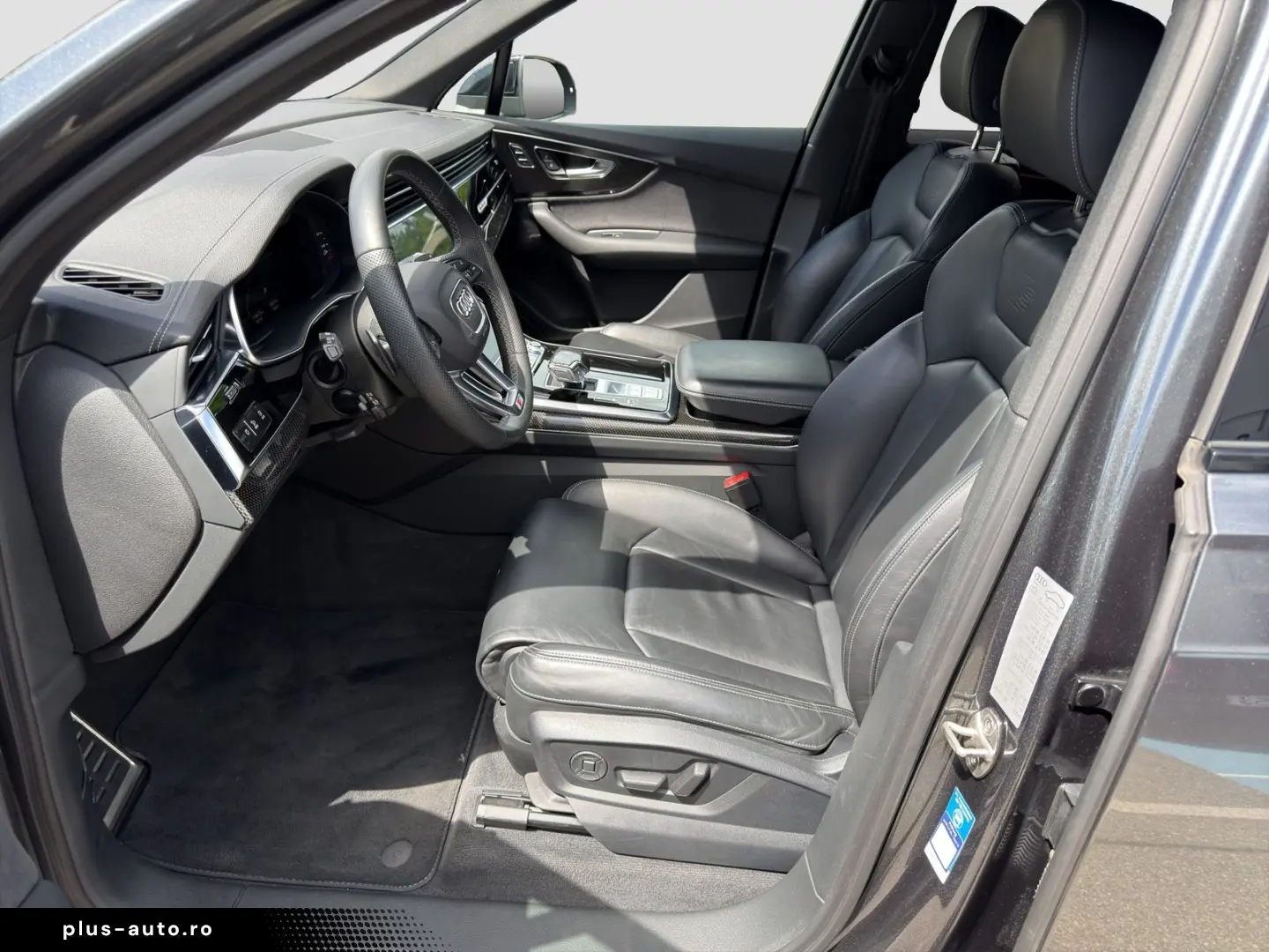 AUDI Q7 S line sport 50 TDI compeition  MATRIX StaHzg